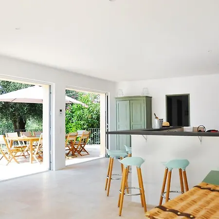 Sleeps 14 Pool Air Con Wifi Willa Bastide Giraud