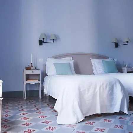 Sleeps 14 Pool Air Con Wifi