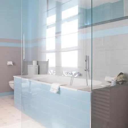 וילה Sleeps 14 Pool Air Con Wifi